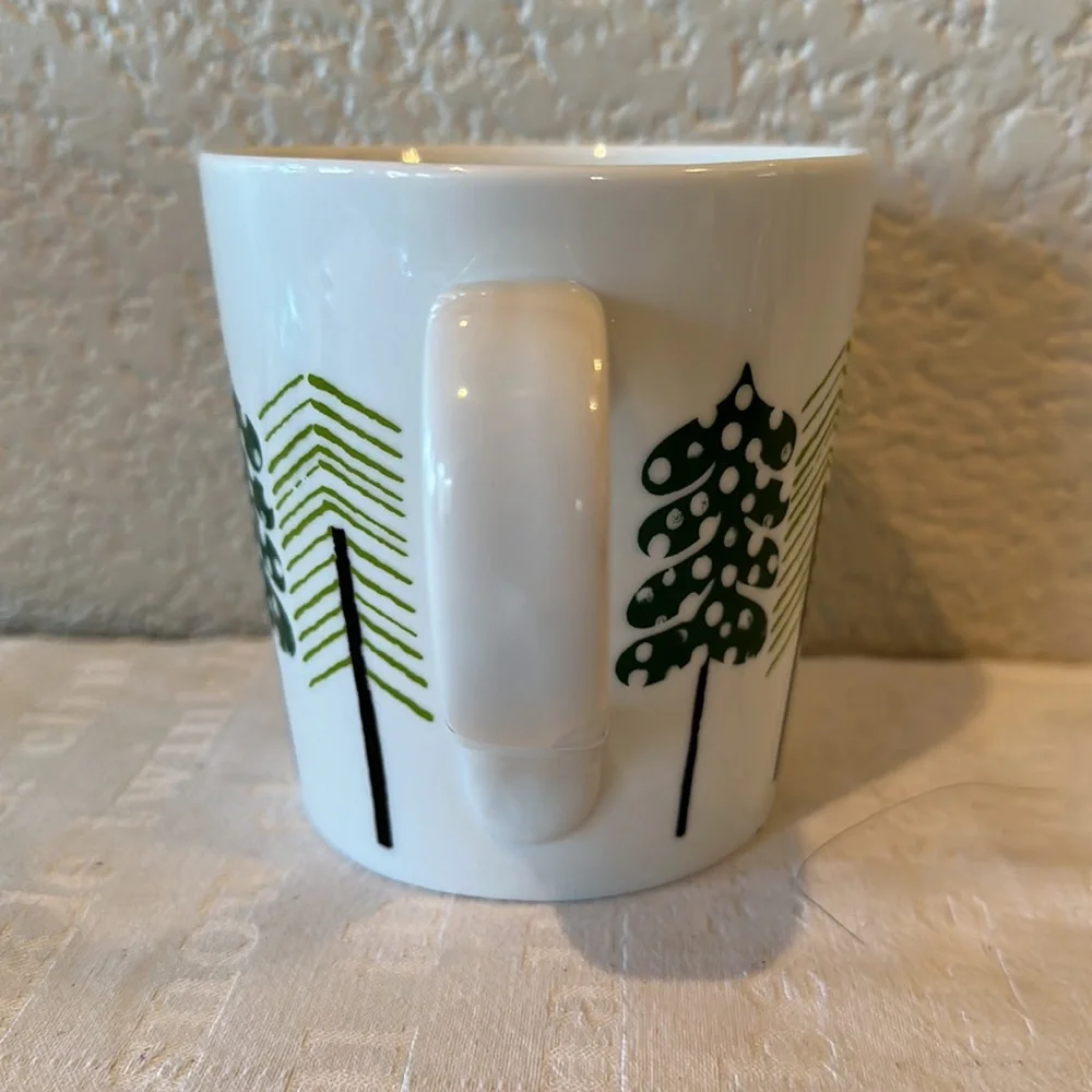 Crate&Barrel Jenny Bowers Evergreen Tree Mug
